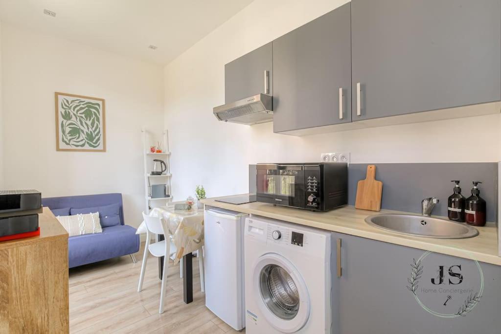 Ferienwohnung Le Paisible - Proximite Metro A Villeurbanne Exterior foto